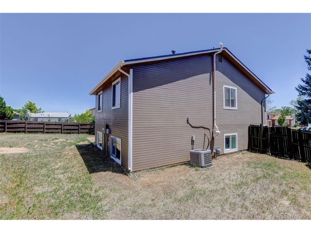 19743 E Oxford Dr, Aurora, CO 80013