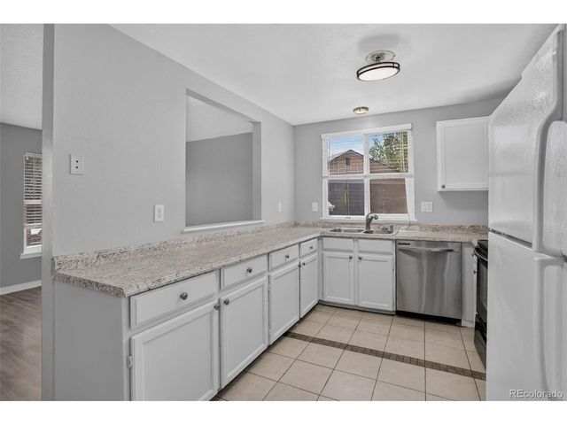 19743 E Oxford Dr, Aurora, CO 80013