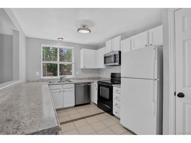 19743 E Oxford Dr, Aurora, CO 80013