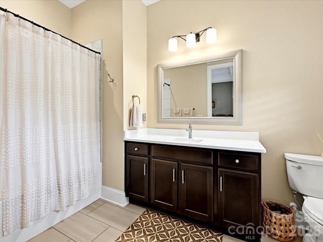 5008 Vita Way, Belmont, NC 28012