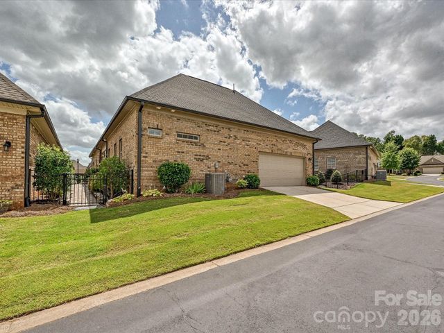 5008 Vita Way, Belmont, NC 28012
