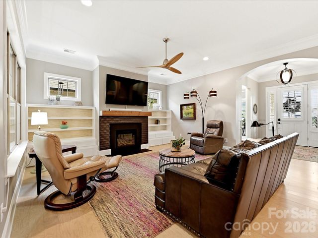 5008 Vita Way, Belmont, NC 28012