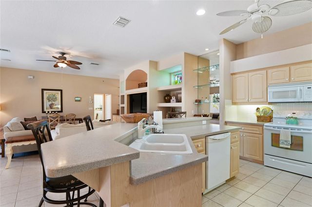 10120 SHORTLEAF COURT, Weeki Wachee, FL 34613