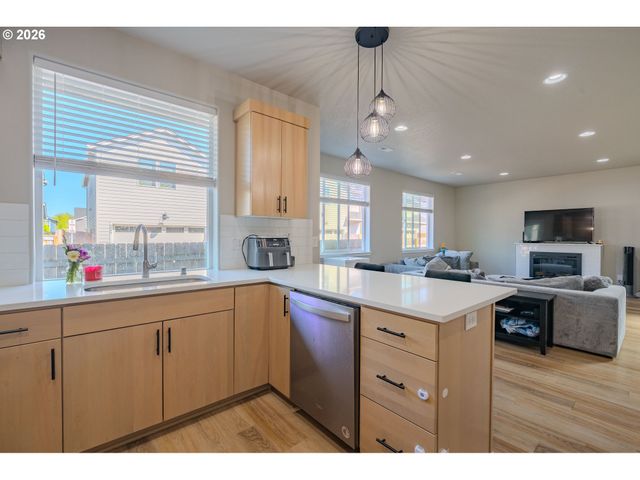 4931 Ne 23RD Ct, Vancouver, WA 98663