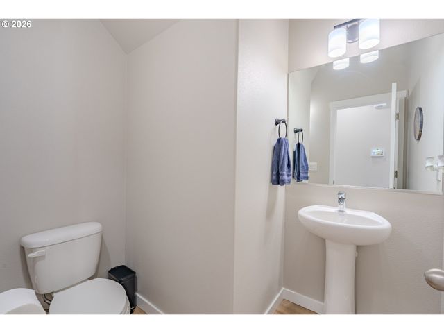 4931 Ne 23RD Ct, Vancouver, WA 98663