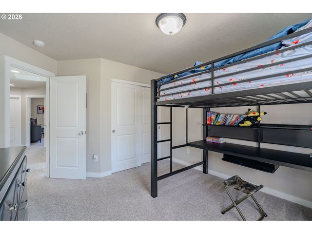 4931 Ne 23RD Ct, Vancouver, WA 98663