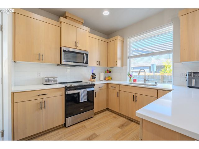 4931 Ne 23RD Ct, Vancouver, WA 98663