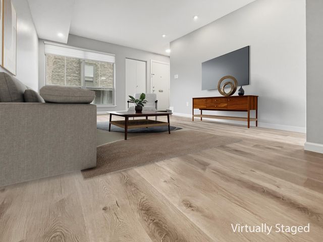 1046 Merrimar Circle N, I, Columbus, OH 43220