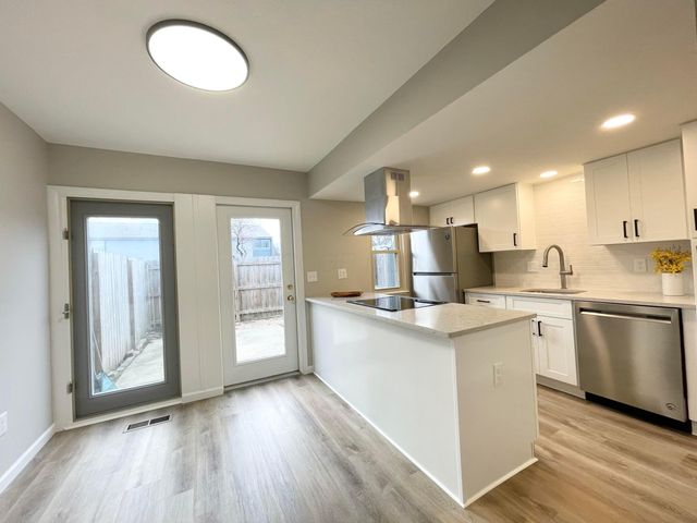 1046 Merrimar Circle N, I, Columbus, OH 43220