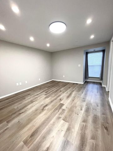 1046 Merrimar Circle N, I, Columbus, OH 43220