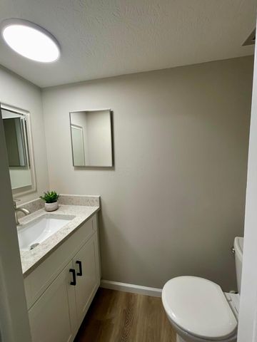 1046 Merrimar Circle N, I, Columbus, OH 43220