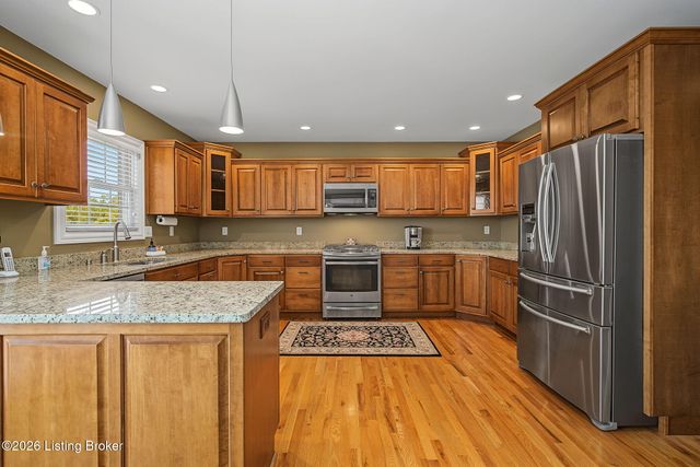 4009 Lake Ridge Way, Crestwood, KY 40014