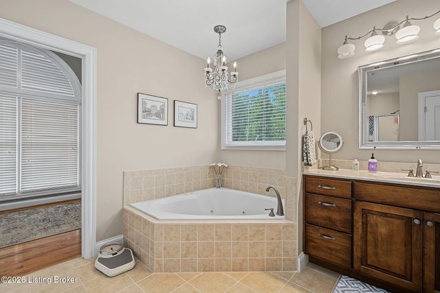 4009 Lake Ridge Way, Crestwood, KY 40014
