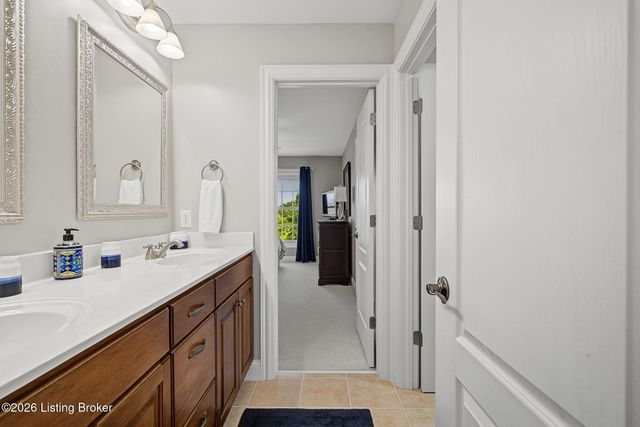 4009 Lake Ridge Way, Crestwood, KY 40014