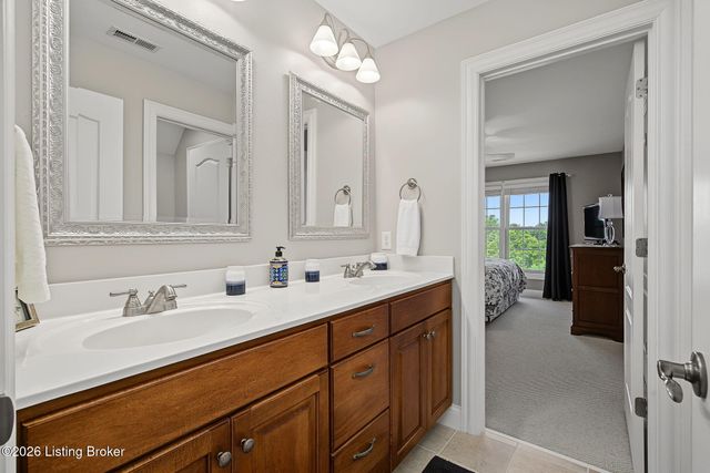 4009 Lake Ridge Way, Crestwood, KY 40014