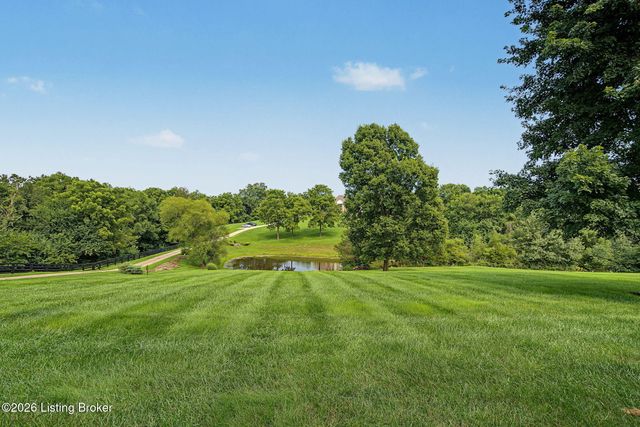 4009 Lake Ridge Way, Crestwood, KY 40014