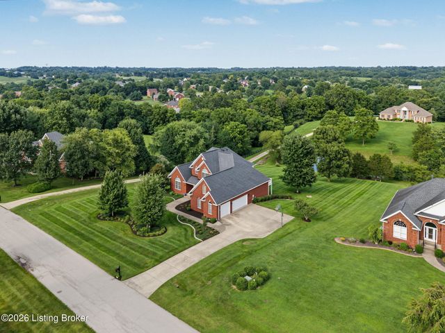 4009 Lake Ridge Way, Crestwood, KY 40014