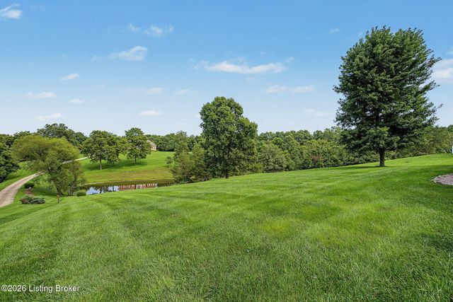 4009 Lake Ridge Way, Crestwood, KY 40014