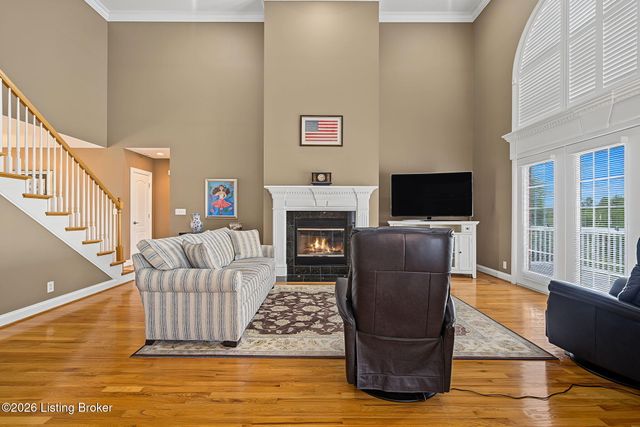 4009 Lake Ridge Way, Crestwood, KY 40014