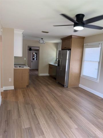 124 20TH AVENUE N, St Petersburg, FL 33704