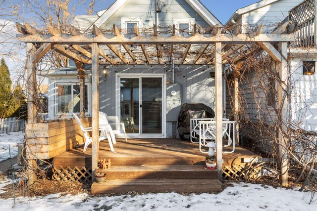 834 Watson Avenue, Saint Paul, MN 55102