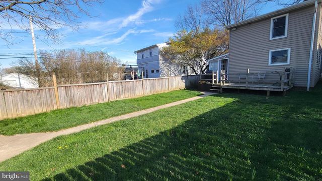 1747 TEMPLE AVE, Lancaster, PA 17603
