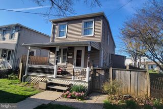 1747 TEMPLE AVE, Lancaster, PA 17603