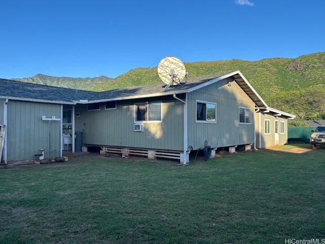 89-321 Mano Avenue, Waianae, HI 96792