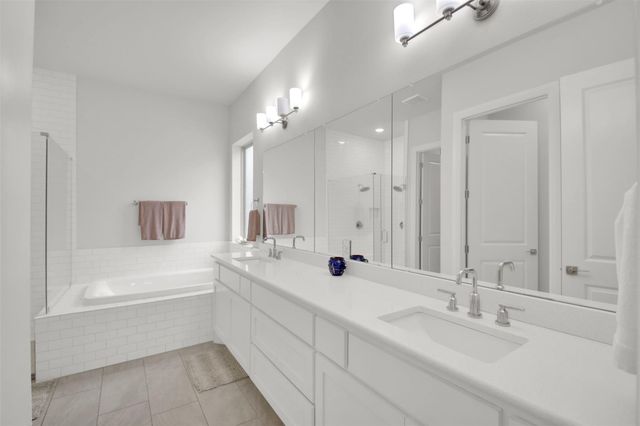 19504 Serenity LN, Lago Vista, TX 78645