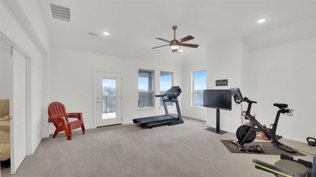 19504 Serenity LN, Lago Vista, TX 78645