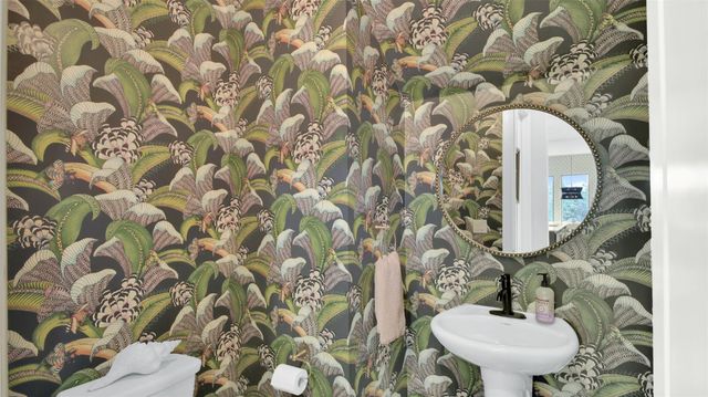 19504 Serenity LN, Lago Vista, TX 78645