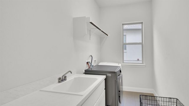 19504 Serenity LN, Lago Vista, TX 78645