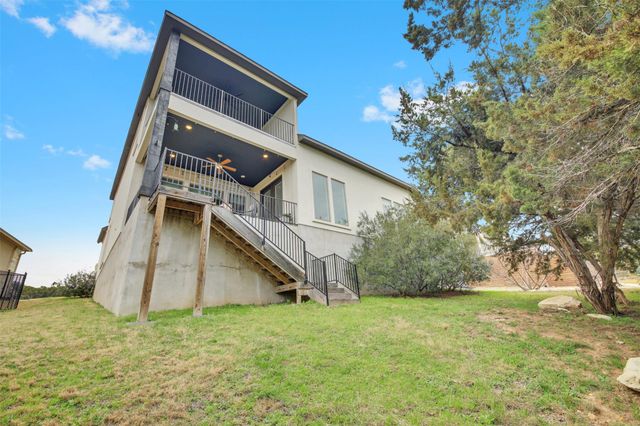 19504 Serenity LN, Lago Vista, TX 78645