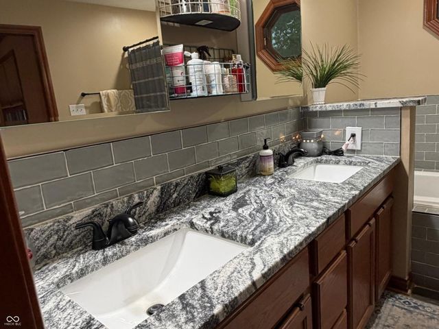3136 E County Road 100 N, Danville, IN 46122