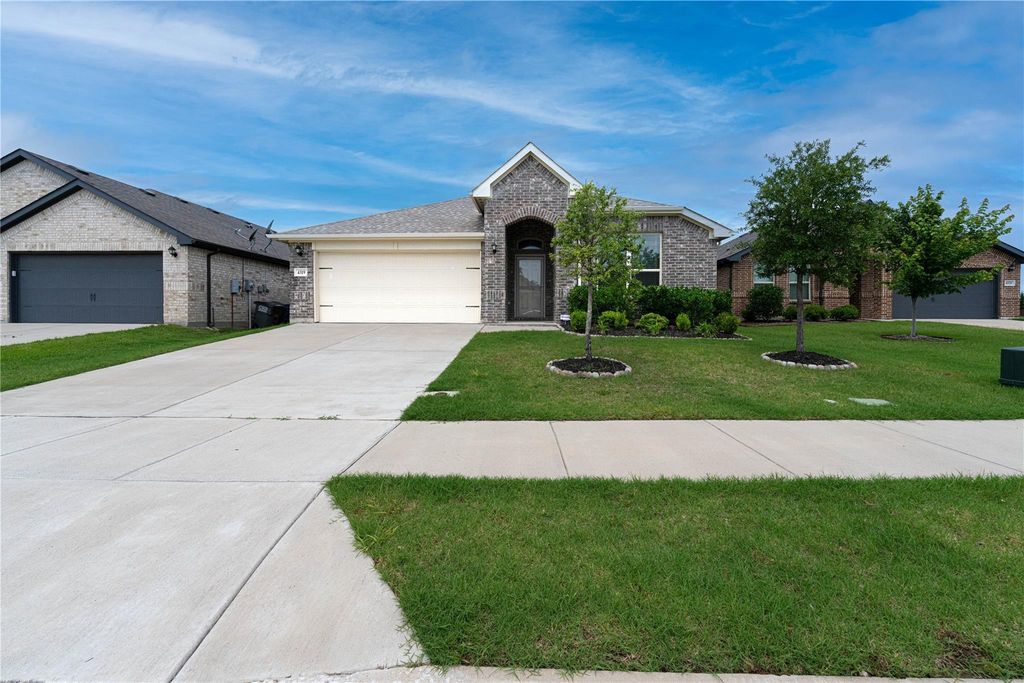 4319 Cordata Drive, Melissa, TX 75454