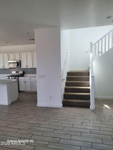 9207 W SELLS Drive, Phoenix, AZ 85037