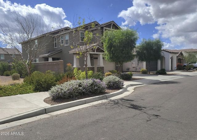 9207 W SELLS Drive, Phoenix, AZ 85037