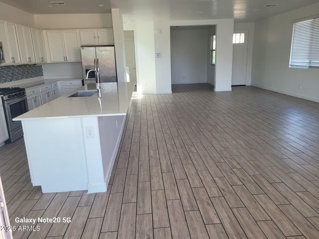 9207 W SELLS Drive, Phoenix, AZ 85037
