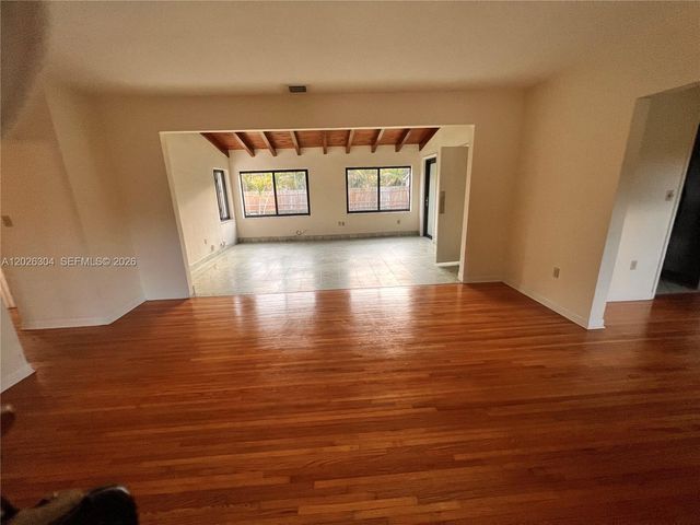3240 SW 57th Ave 0, Miami, FL 33155