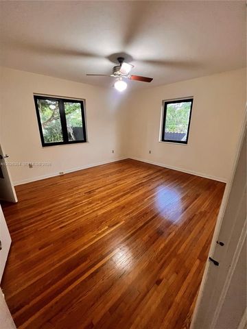 3240 SW 57th Ave 0, Miami, FL 33155