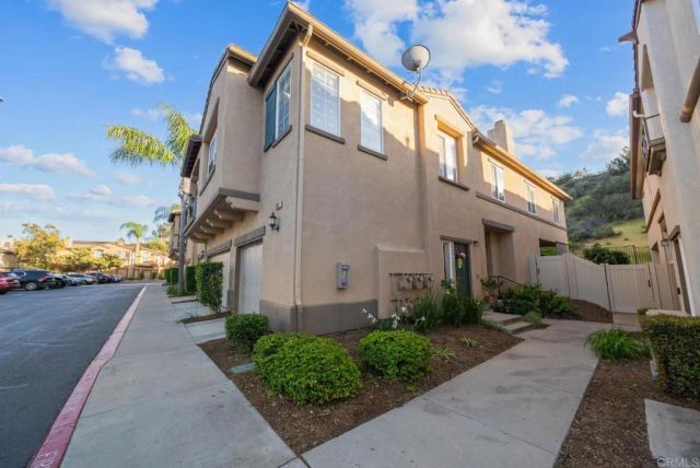 6263 Avenida De Las Vistas 6, San Diego, CA 92154