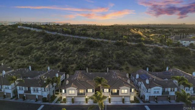 6263 Avenida De Las Vistas 6, San Diego, CA 92154