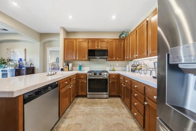 6263 Avenida De Las Vistas 6, San Diego, CA 92154