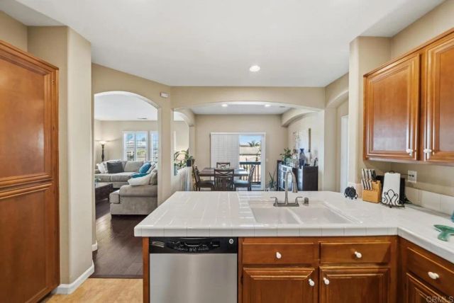 6263 Avenida De Las Vistas 6, San Diego, CA 92154