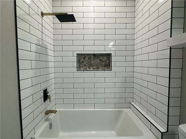 1516 Dansby Street, Bryan, TX 77803