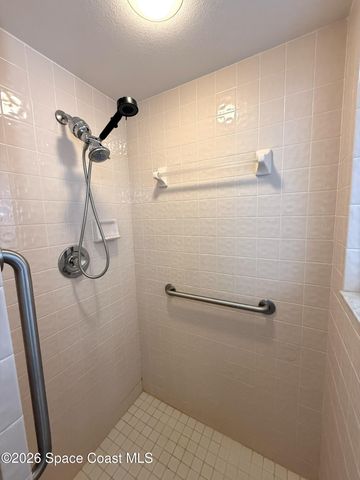 2924 Pebble Creek Street, Melbourne, FL 32935