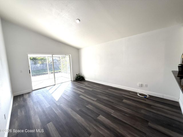 2924 Pebble Creek Street, Melbourne, FL 32935