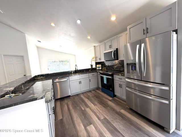 2924 Pebble Creek Street, Melbourne, FL 32935