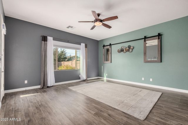 1672 S SUNSET Drive, Chandler, AZ 85286