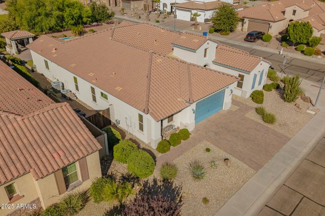 1672 S SUNSET Drive, Chandler, AZ 85286